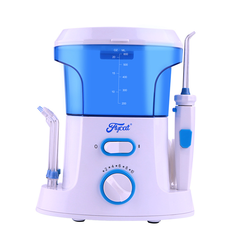 100-240V काउंटरटॉप वाटर फ्लॉसर 600ml 1.2kg वजन मौखिक देखभाल के लिए एकदम सही