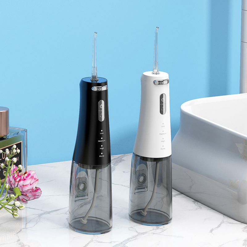 नाइसफिल टाइप सी चार्जिंग 2000mAh 300ml ओरल वाटर इरिगेटर